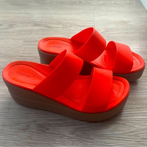 CROCS Shoes - Lite Ride by CROCS TANGERINE 2 BAND SANDALS WEDGES SIZE 7 W
